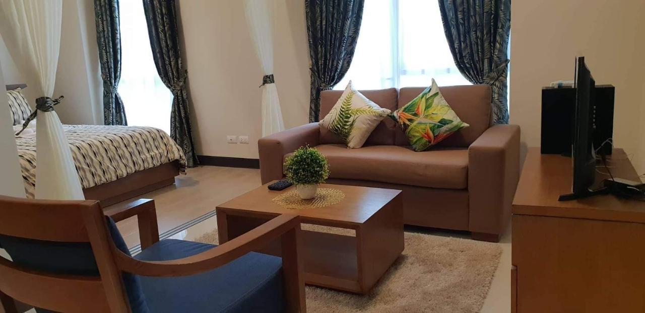 Apartamento Mactan Newtown Deluxe Island Breeze Isla de Mactán Exterior foto