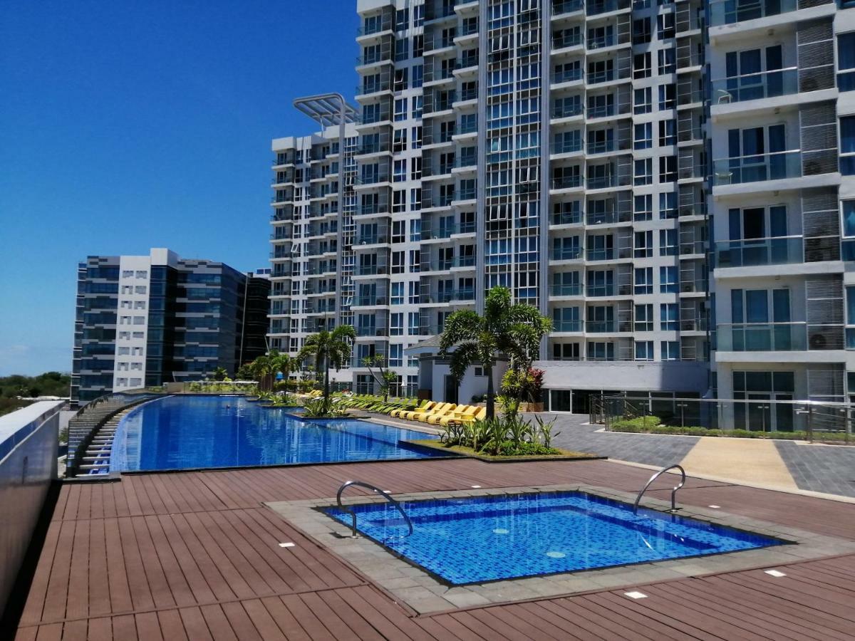 Apartamento Mactan Newtown Deluxe Island Breeze Isla de Mactán Exterior foto