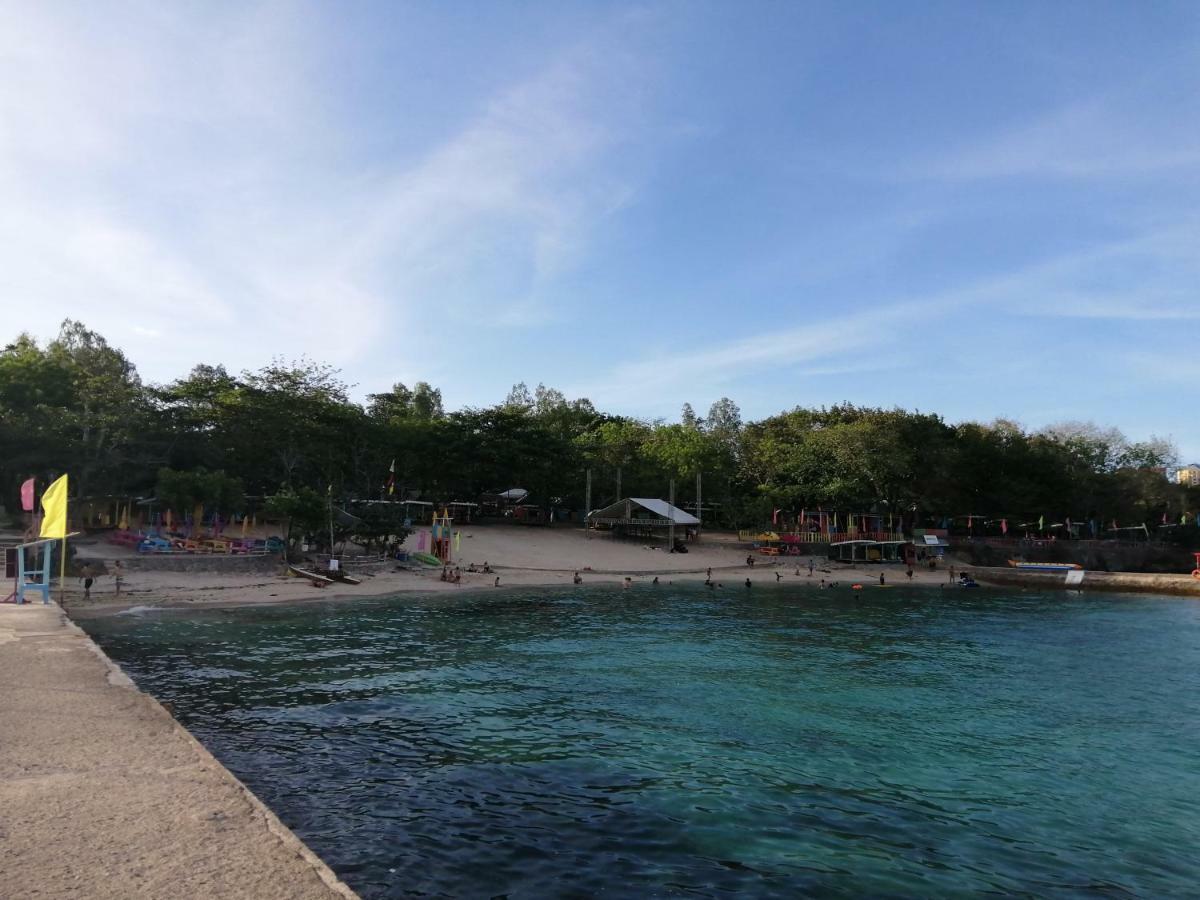 Apartamento Mactan Newtown Deluxe Island Breeze Isla de Mactán Exterior foto