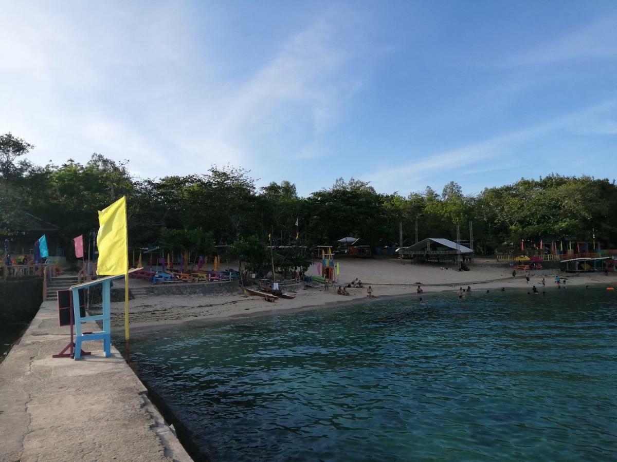 Apartamento Mactan Newtown Deluxe Island Breeze Isla de Mactán Exterior foto